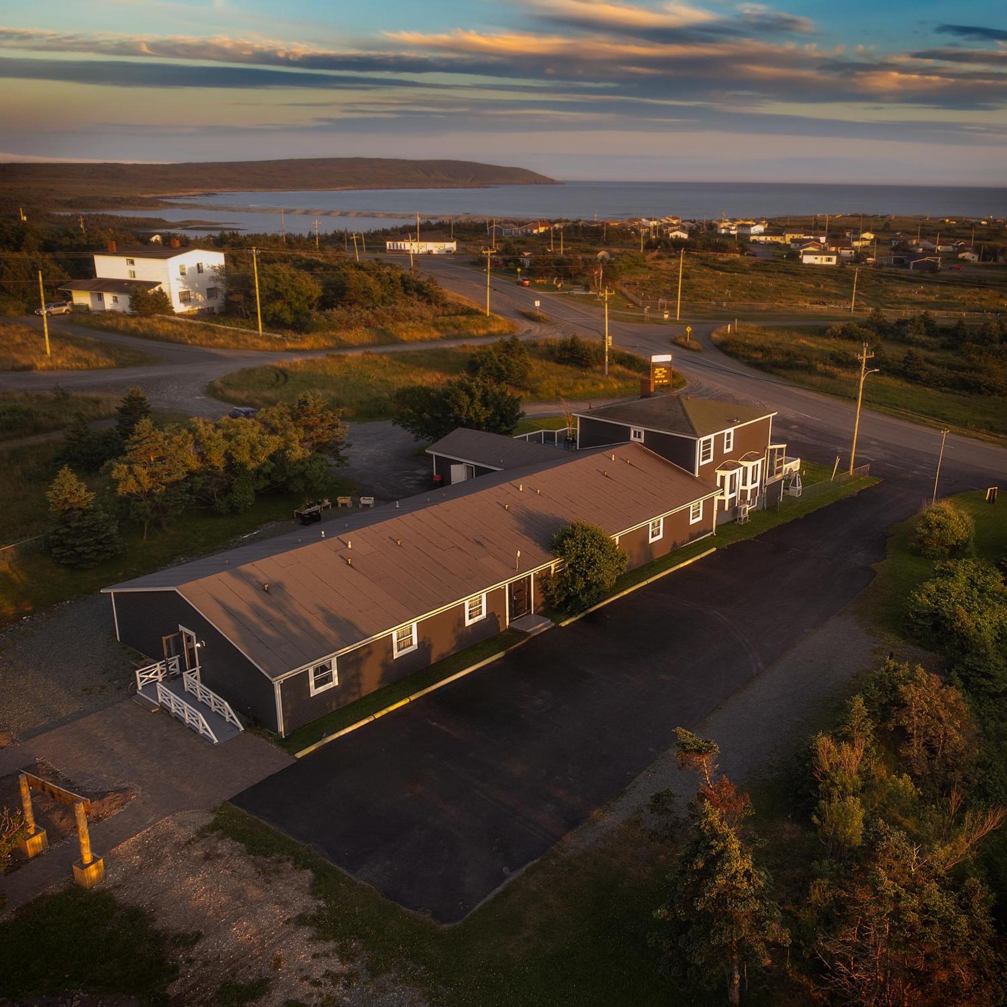 Edge Of The Avalon Inn Trepassey Exterior foto